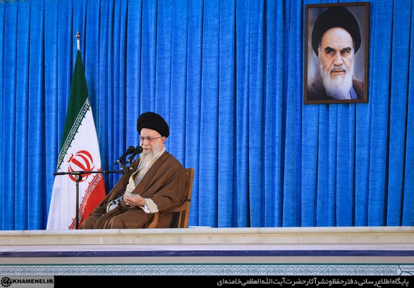 «ایمان» و «امید» نرم‌افزار امام(ره) برای ایجاد ۳ تحول بزرگ